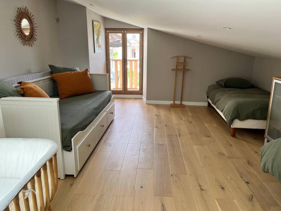 Maison De Village Messery Extérieur photo